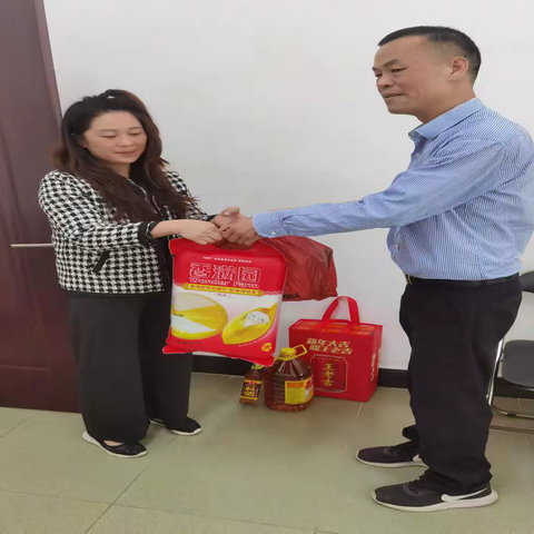 那大镇2026年春节前夕见义勇为人员慰问活动