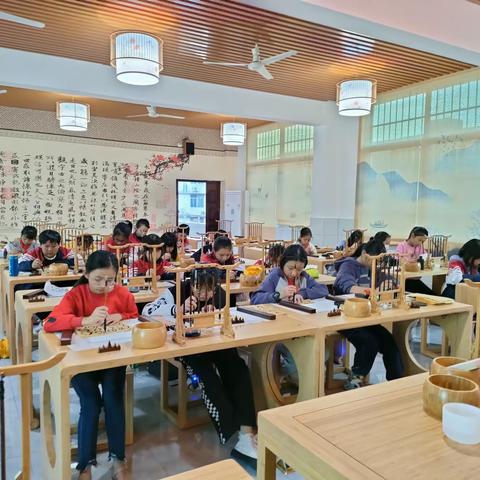 书香墨韵，润德育人——鸾凤中心小学书法社团