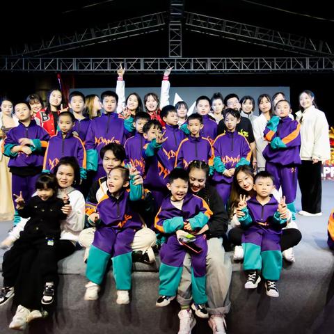 柳州市少儿街舞暑假班招生