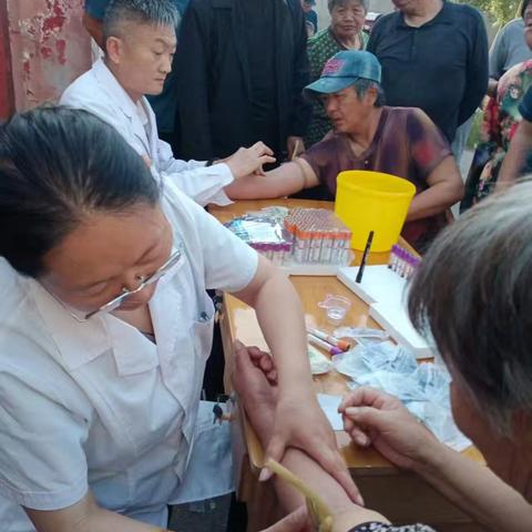 情系村民健康，体检温暖人心——康庄乡卫生院到张庄村免费体检活动