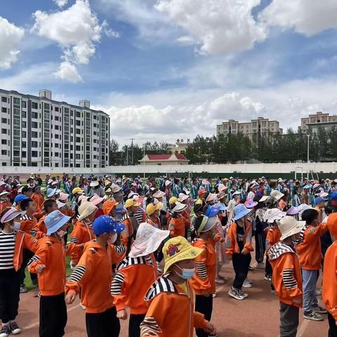 乌兰县幼儿园大班组“香囊缤纷.端午情浓”亲子活动