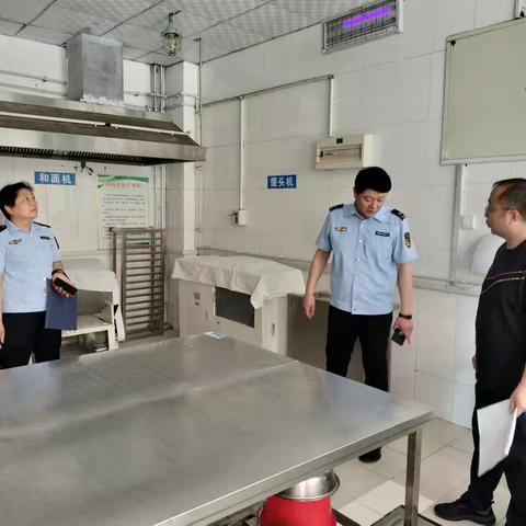 刁镇市场监管所开展学校食堂全覆盖监督检查