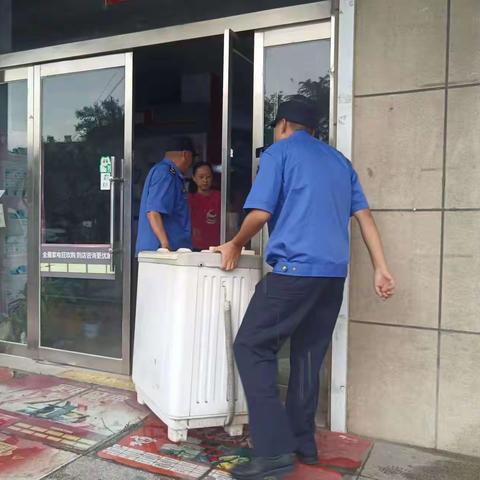 莱芜区牛泉镇：结合城管进社区，积极开展“门前五包”整治工作