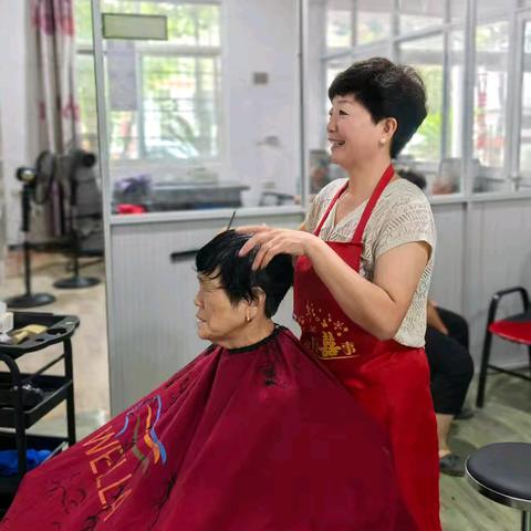 公益理发，温暖人心