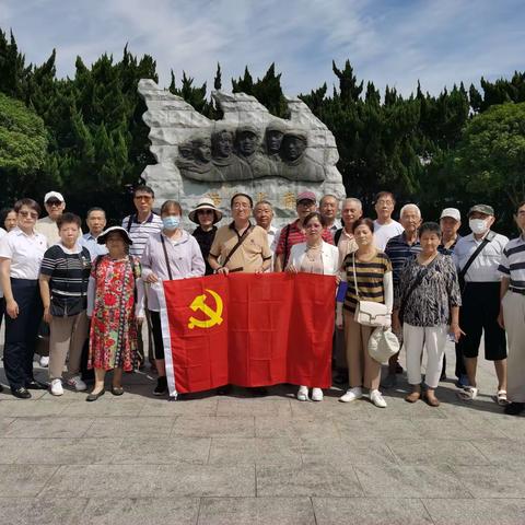 “忆初心·担使命”清二居民区主题党日活动