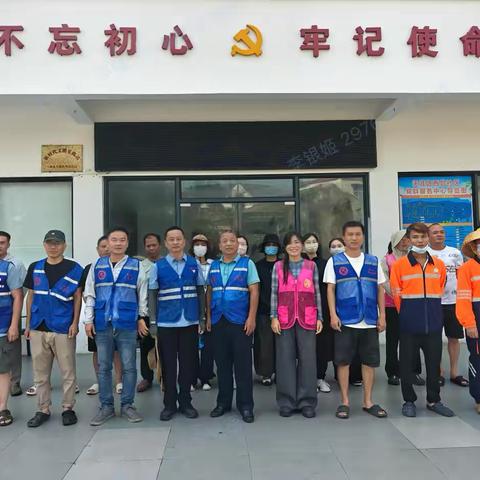天涯区旅文局到西岛社区开展爱国卫生整治行动