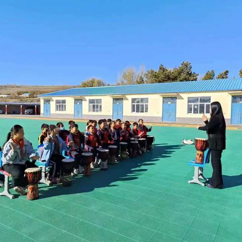 前郭县青少年活动中心开展“送科技艺术下乡”活动