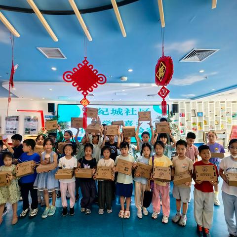 【青少年活动】科学探险家系列之科学惊喜：化学魔法实验室活动