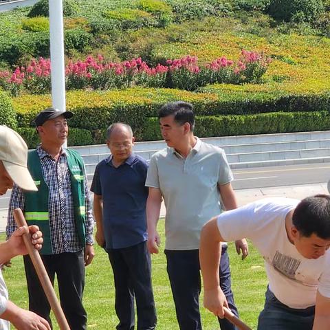 团结奋进 鹰城园林人