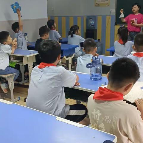 “粽叶飘香，端午安康”砚习社书法班端午节活动（副本）