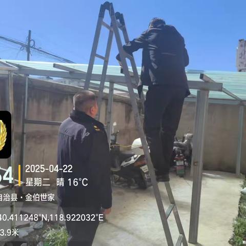 青龙县城市管理综合执法大队拆除临时违建 守护城市秩序