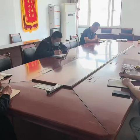 城管蓝守护梦想，为高考保驾护航