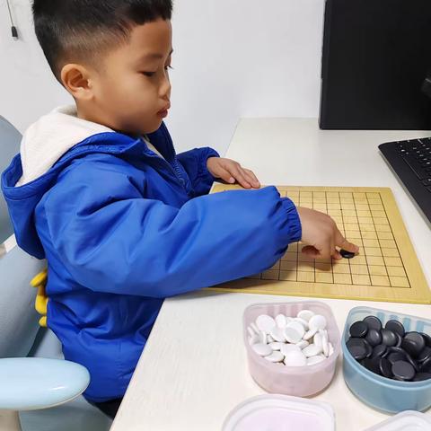 土华幼儿园----围棋优秀小明星