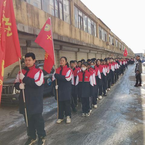 “学习雷锋好榜样，传递少年正能量”利民社区开展学雷锋志愿服务活动