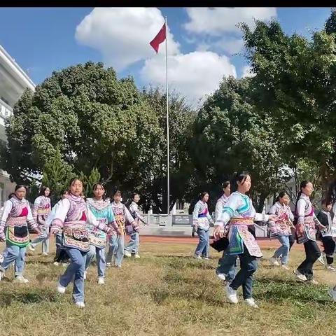 巍山县紫金中学第三届文体艺术节纪实