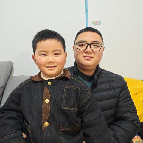 合肥市菊园幼儿园中一班——超人爸爸讲故事