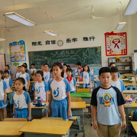 砂子塘万境小学2005春季戏剧班课堂总结