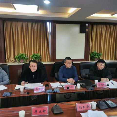 李晓帆带队赴张家口市中级人民法院调研座谈