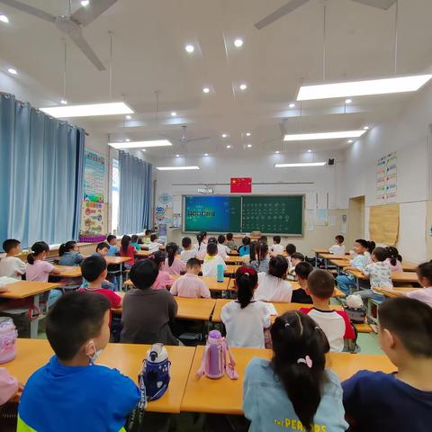 别样乐考   有趣努力   体验成功喜悦——记机场路小学一年级七班乐考