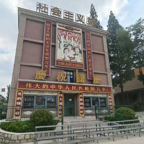 姚家街道现代逸城社区开展“迎七一赓续红色血脉  践初心汲取奋进力量”廉洁教育活动