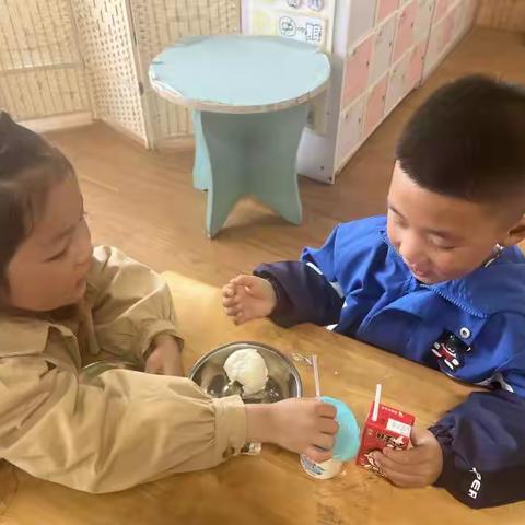 课程故事：玩转吸管（戴丽芳）