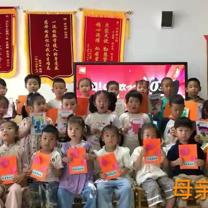 用爱浇灌 💕 ‍用心培育📖  ‍快乐绽放🌹 ‍2025小一班学期末课程回顾 ‍ ‍