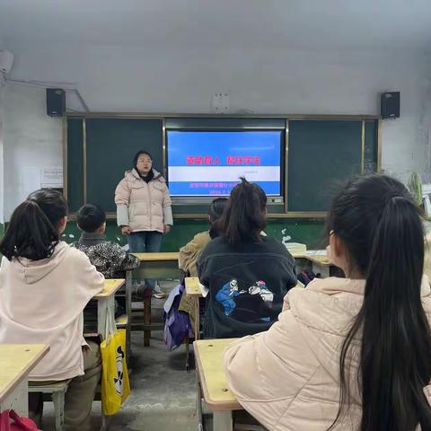 豫灵镇董社小学：资助照亮梦想 责任肩头绽放