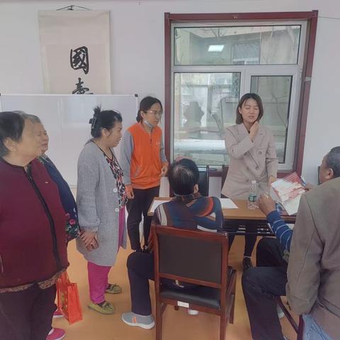 【右典照护·永长街社区日间照料中心】口腔健康，全身健康！