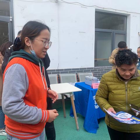 【医养康养】“关注骨松，健康生活！”义诊活动