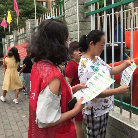 “有效防治 健康无忧”——上林街道世纪大道南社区开展流感防控知识宣传活动