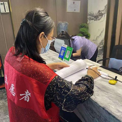 食品安全齐监督 健康生活同构筑——上林街道世纪大道南社区开展食品安全专项检查