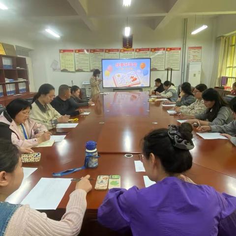 三年级故事分享会：让童心在讲述中闪闪发光