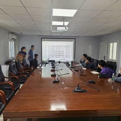 黎安镇召开黎安镇社区管理服务中心工程交底会