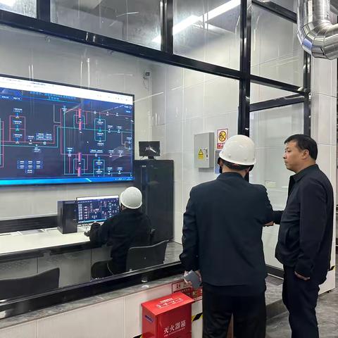 高陵区城管执法局检查集中供热准备情况