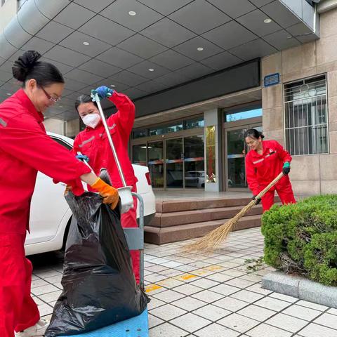 国庆“不打烊” 平凡坚守见担当 机关矿区物业服务部