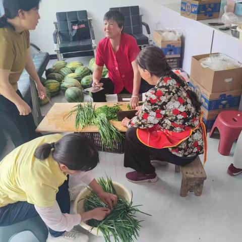 浚州街道理峪村开展端午节“粽叶飘香，爱在理峪”主题活动