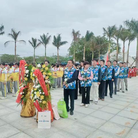 缅怀先烈寄哀思 志愿服务践初心