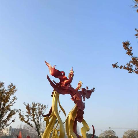 宝剑锋从磨砺出                      梅花香自苦寒来