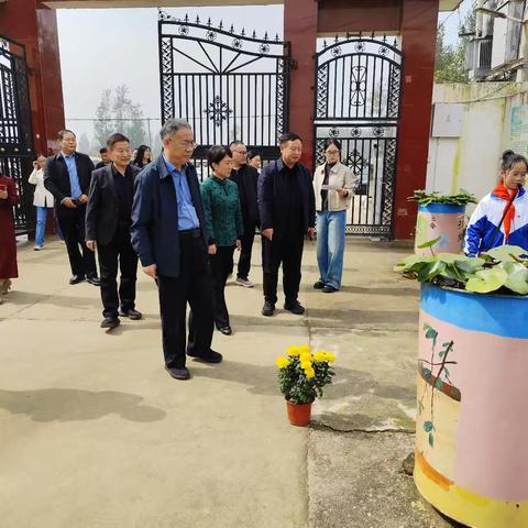 知耕园里话实践 教体指导助深耕