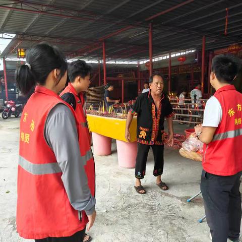 “珍爱生命远离反邪教”，网格员在行动