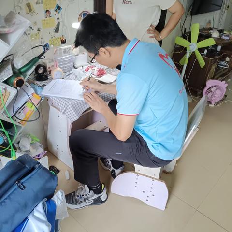 椰林镇残联开展辅具适配评估工作