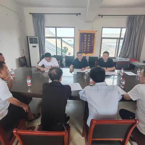 中铁一局领导赴周至县竹峪镇东大墙村调研指导乡村振兴工作