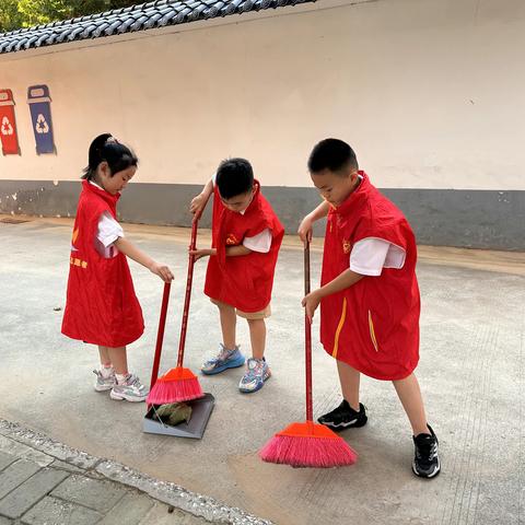 文明始于心  洁净践于行 ------郑州经济技术开发区实验小学志愿活动