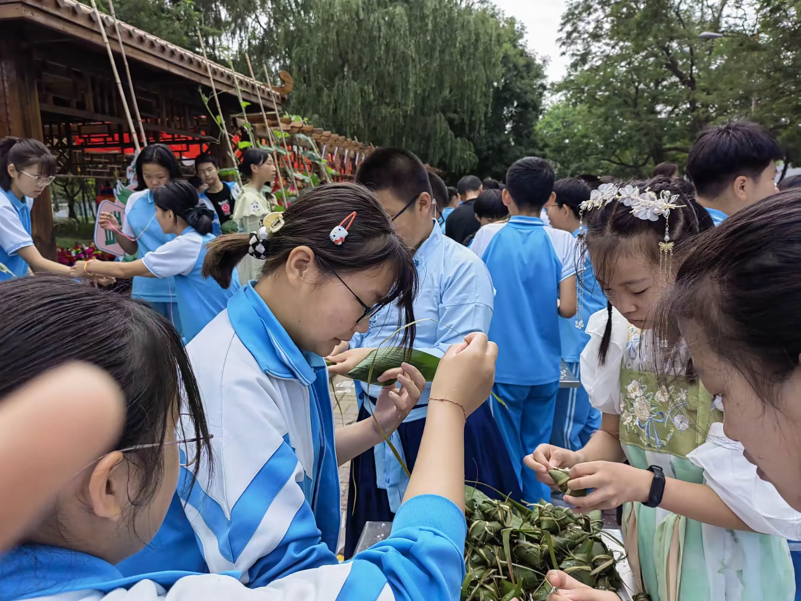 简篇-六年一班浓情端午!