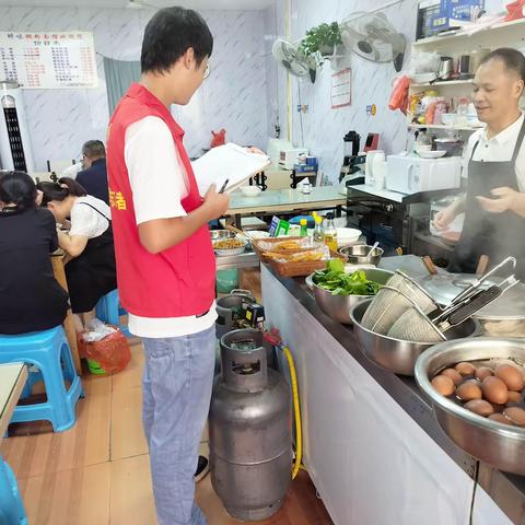 长征源社区新时代文明实践站开展“燃气安全隐患排查”志愿服务活动