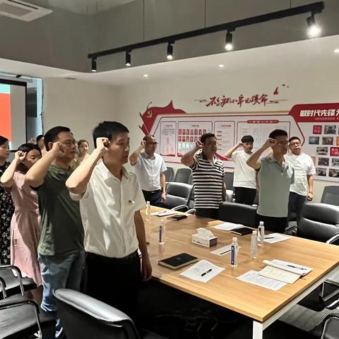 重温光辉历程，传承伟大精神