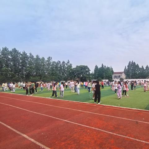 共华镇中心校室内操与跳绳项目风采展示活动