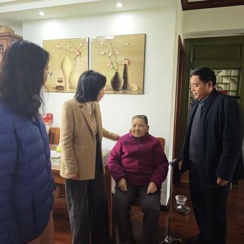 情暖新春，携手同行