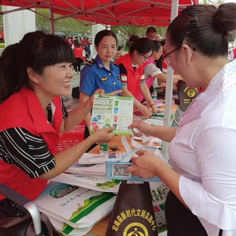 “垃圾分类”文明集市热闹开市 开启美丽幸福生活