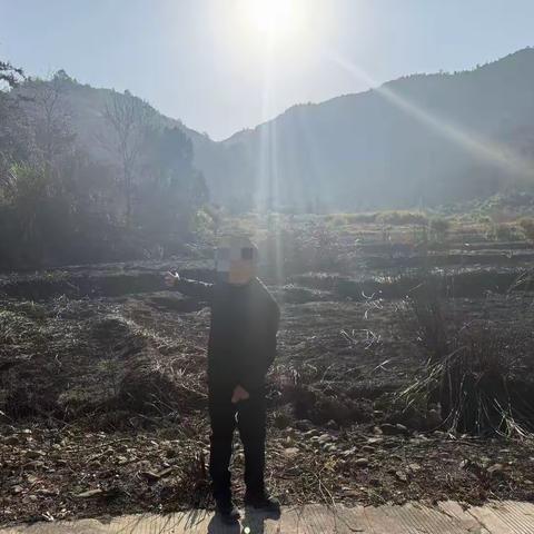 严查露天焚烧秸秆，守护蓝天净土